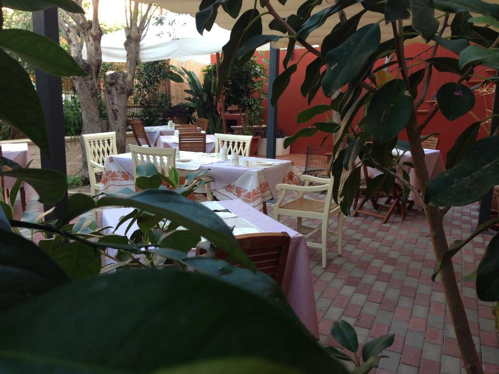 Locanda Degli Artisti Tortolì Eksteriør bilde